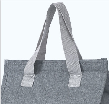 Portable Oxford Cloth Lunch Bag Insulated Cooler Bag for Students and Outdoor Use